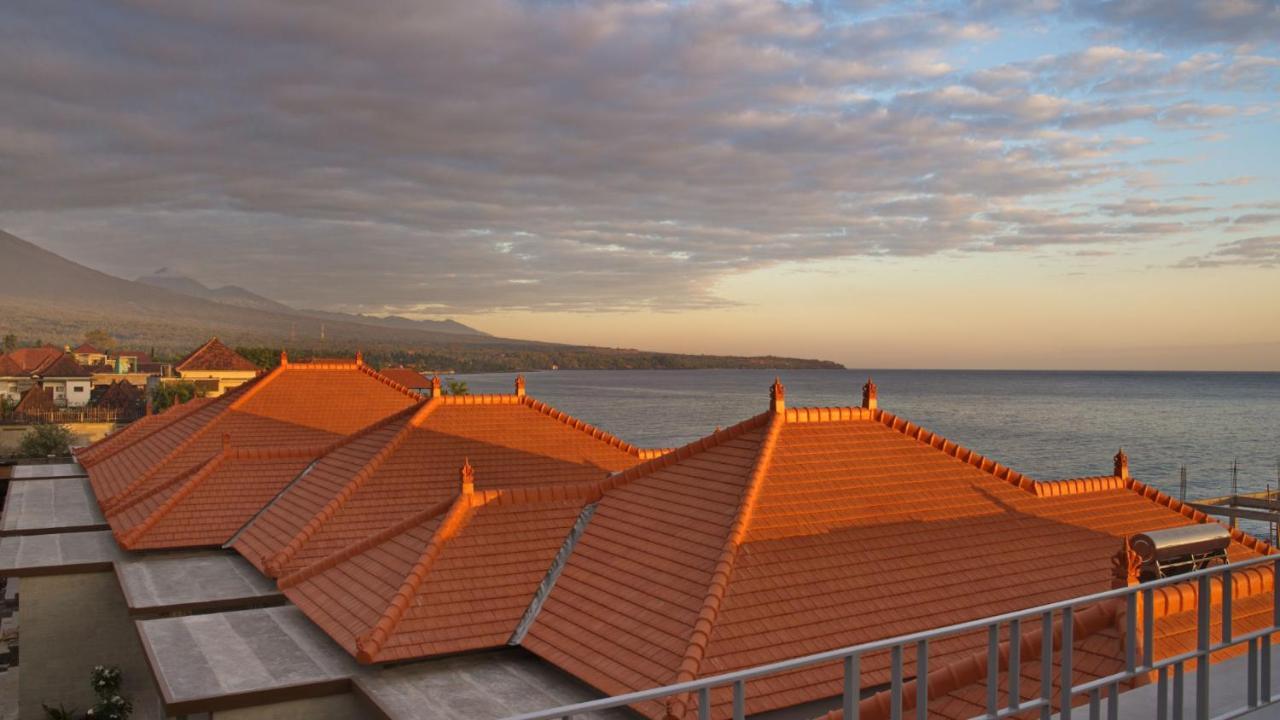 Seamount Hotel Amed Esterno foto