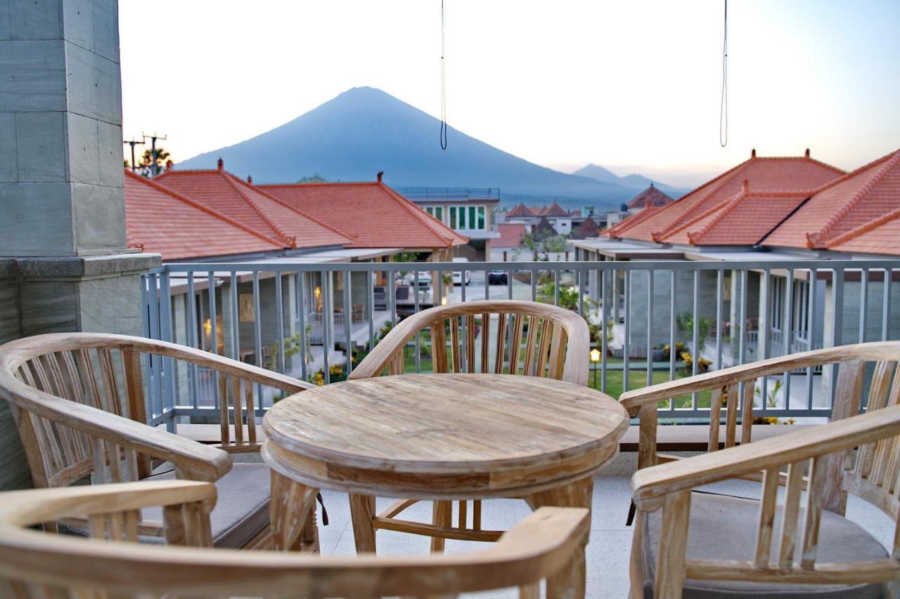 Seamount Hotel Amed Esterno foto