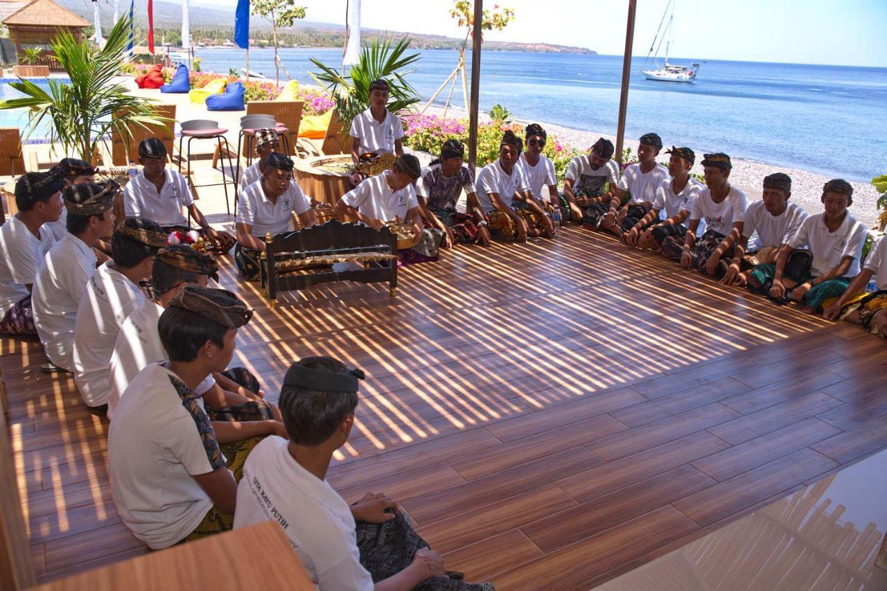 Seamount Hotel Amed Esterno foto