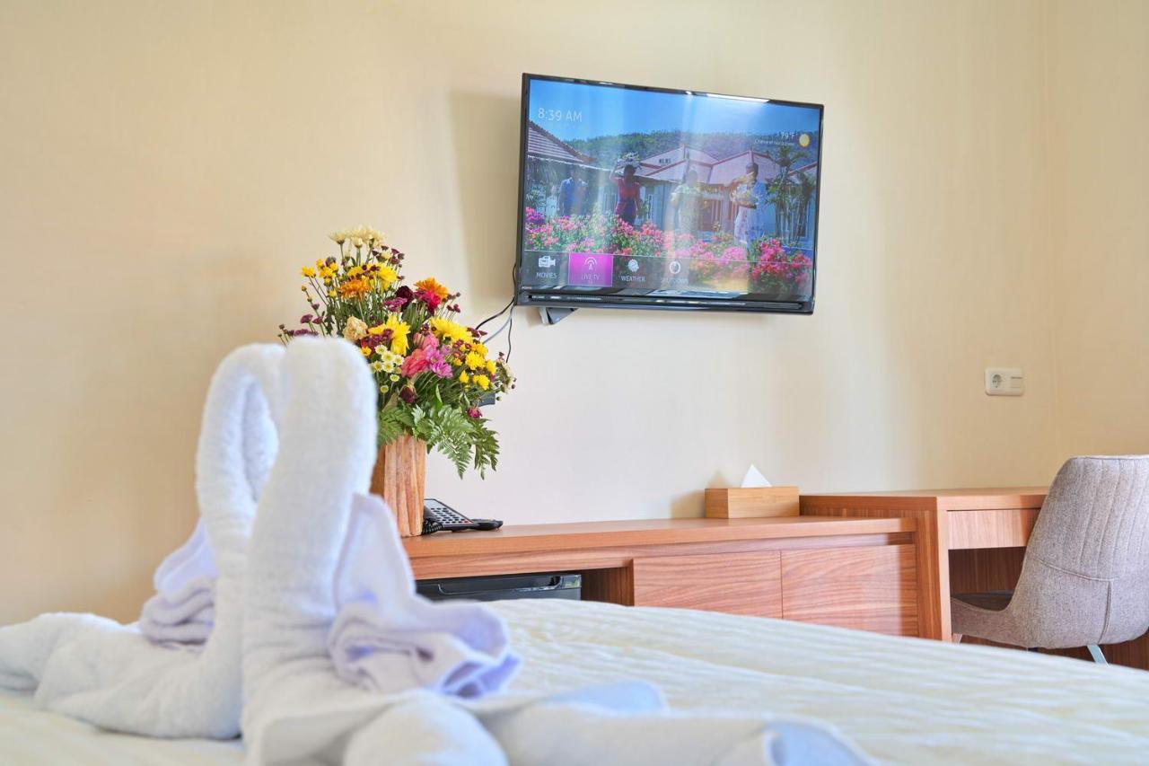 Seamount Hotel Amed Esterno foto