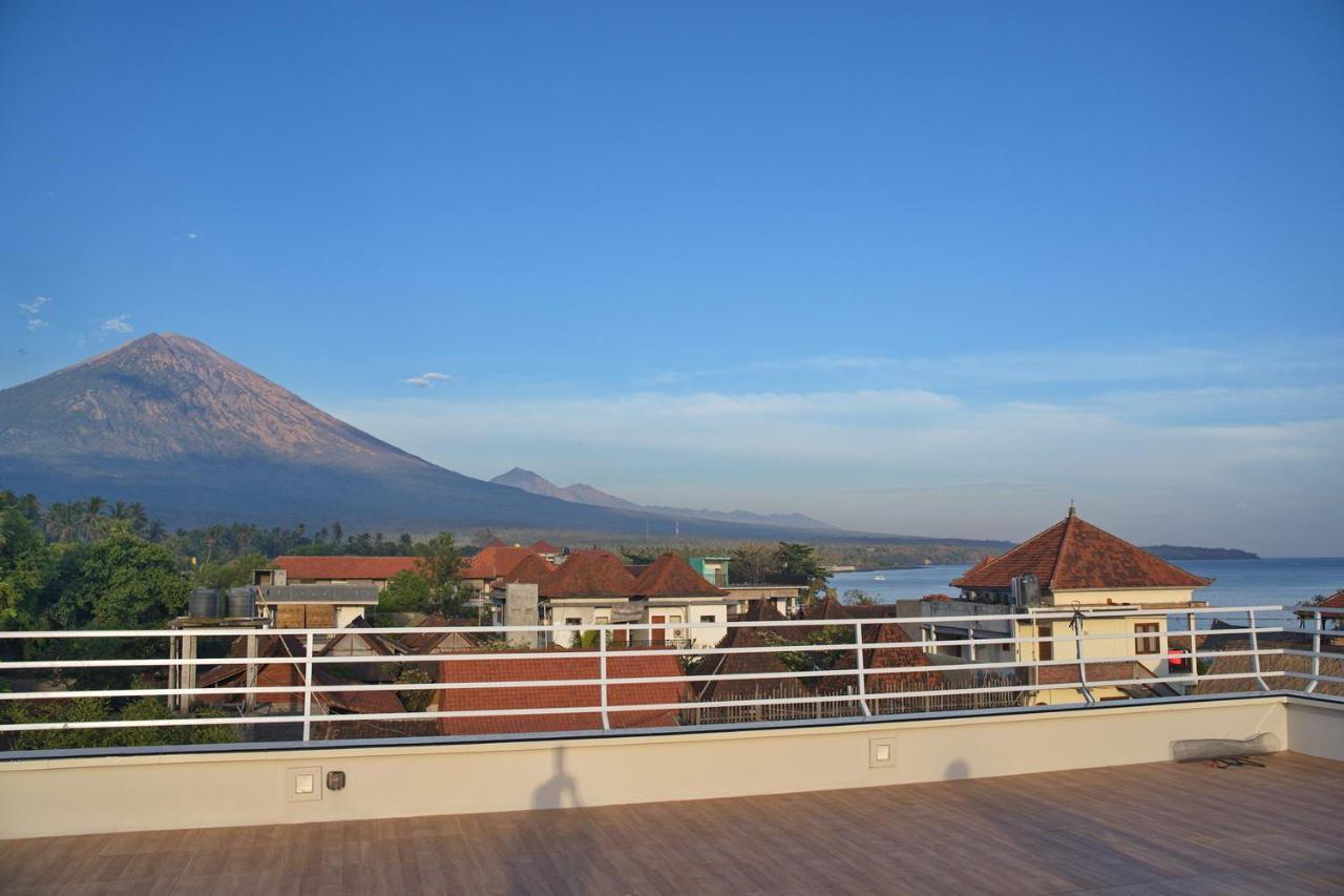 Seamount Hotel Amed Esterno foto